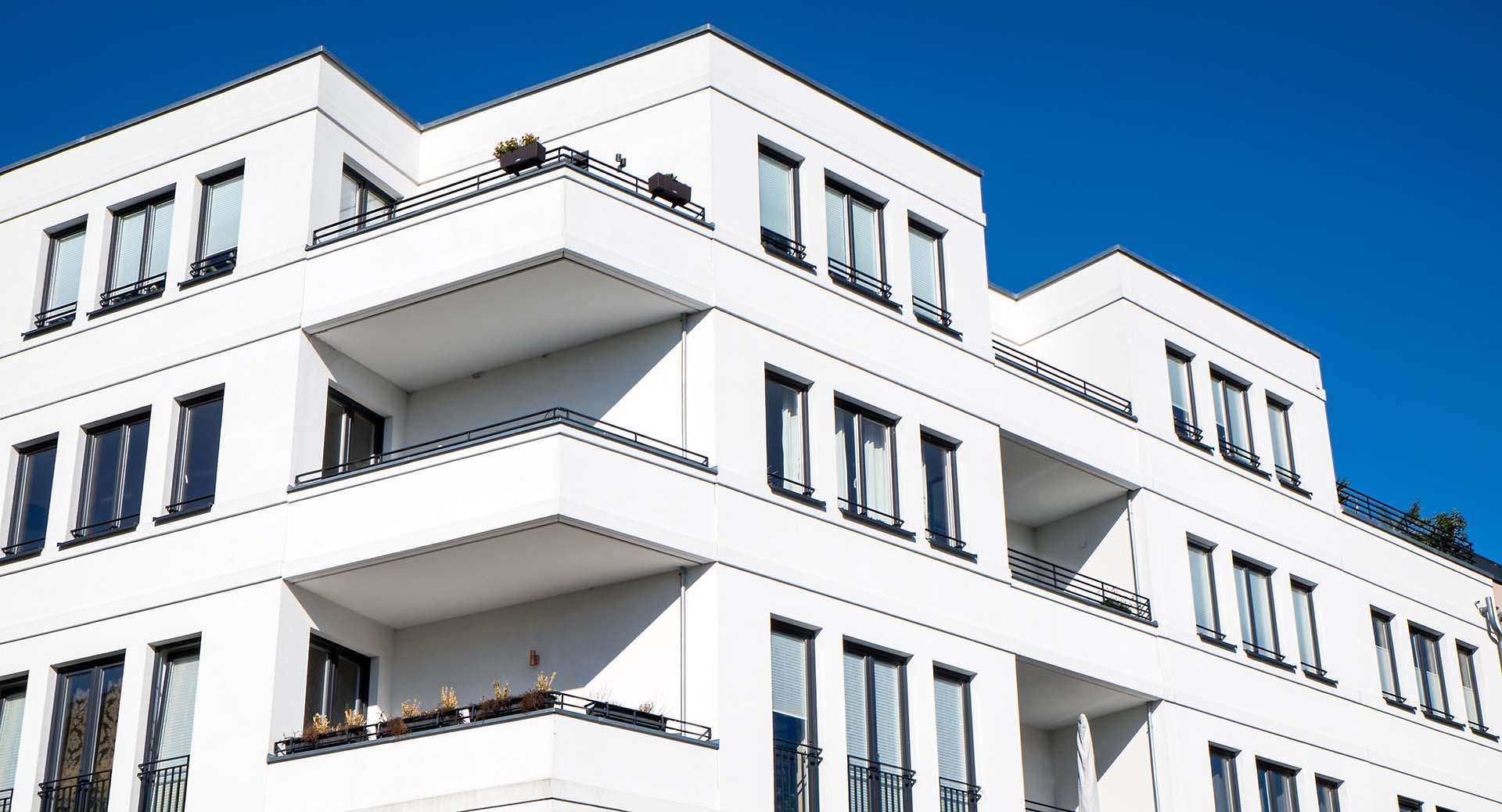Multi-unit commercial property